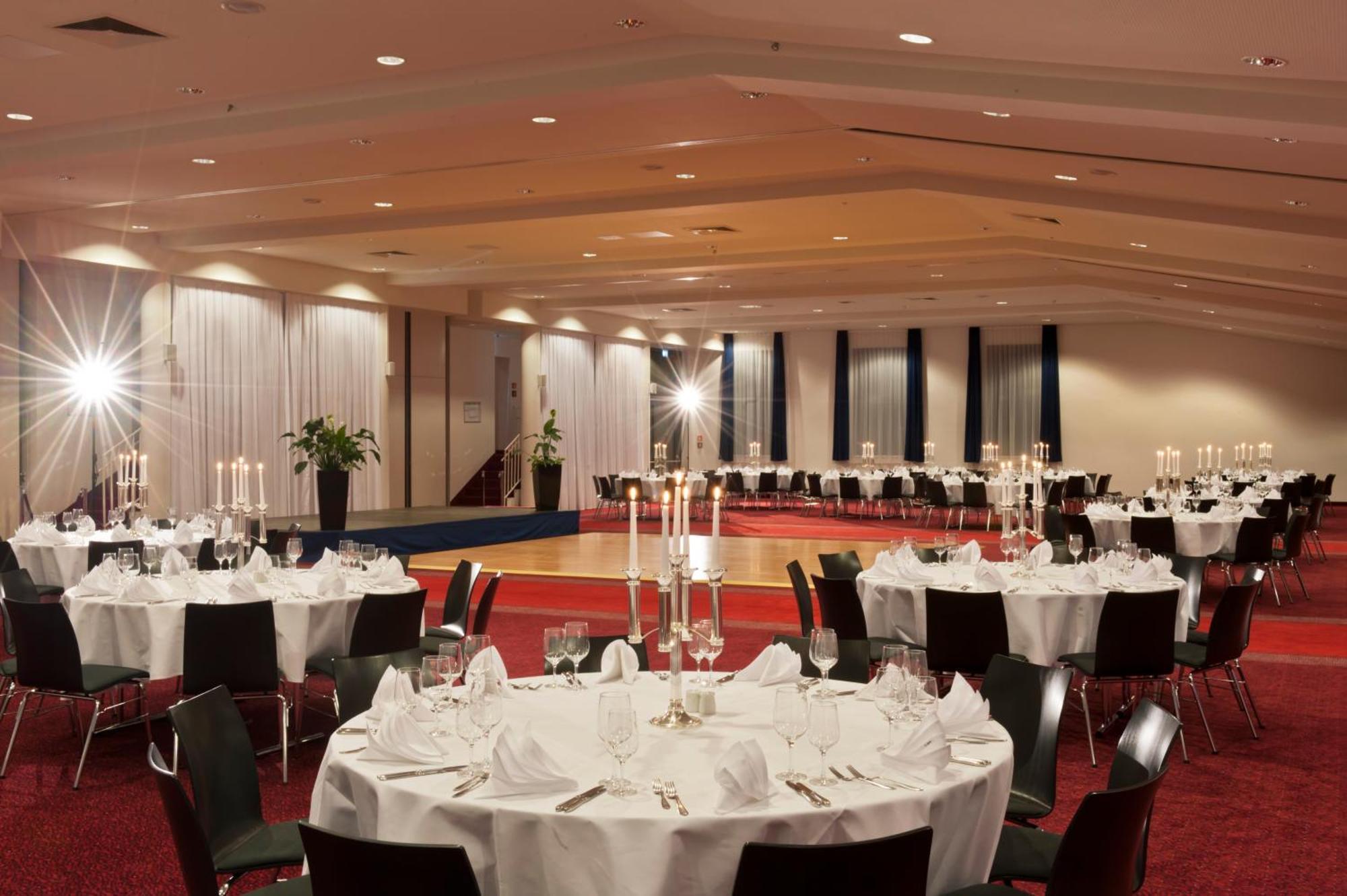 Hotel Radisson Blu Park & Conference Centre