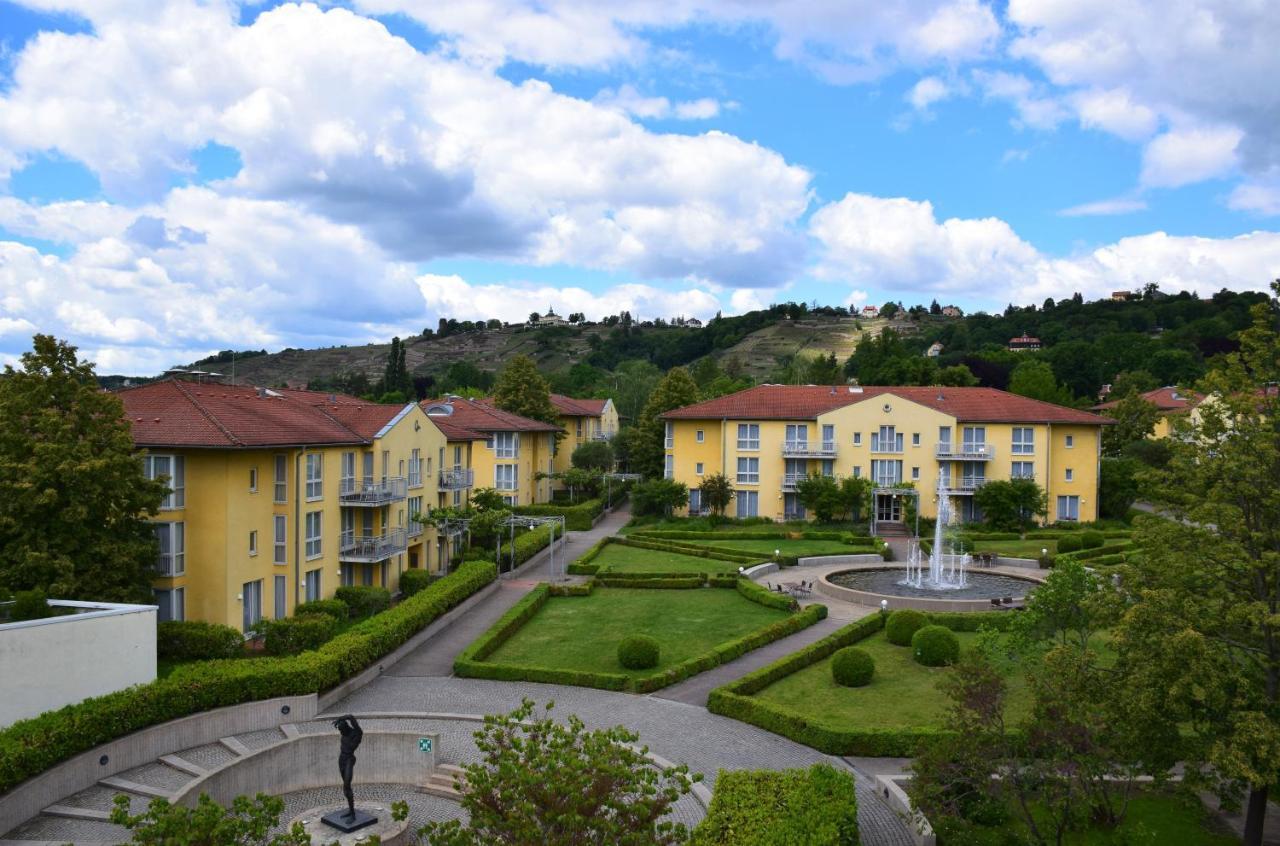 Radisson Blu Park & Conference Centre Hotel 4*