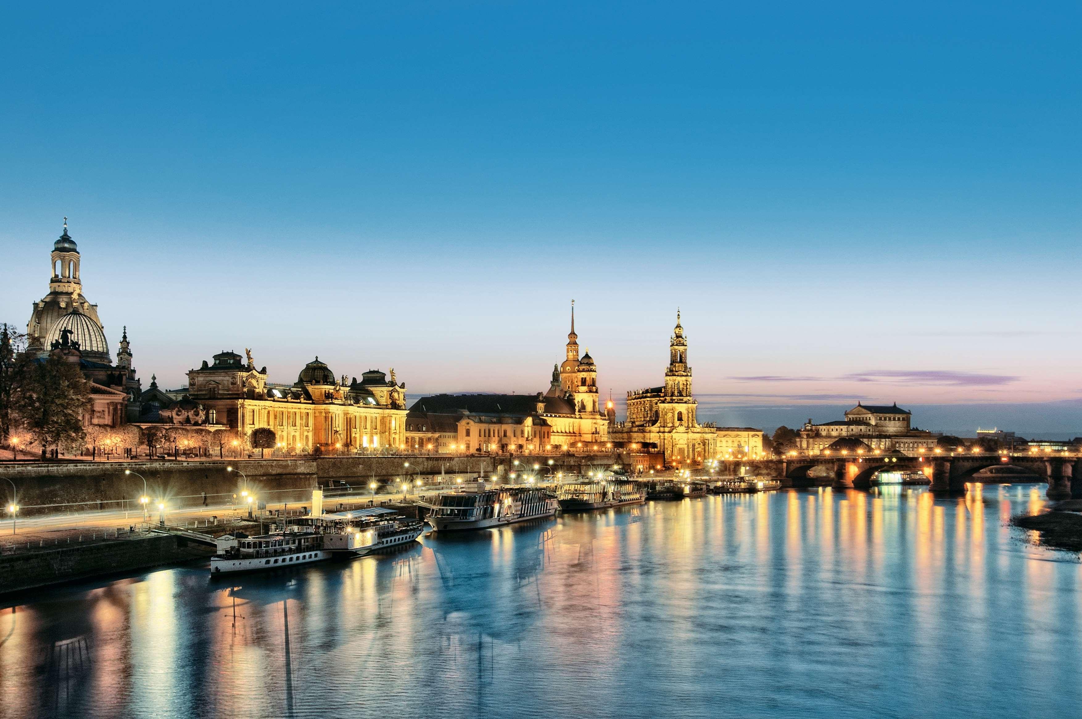 Radisson Blu Park & Conference Centre Hotel 4*