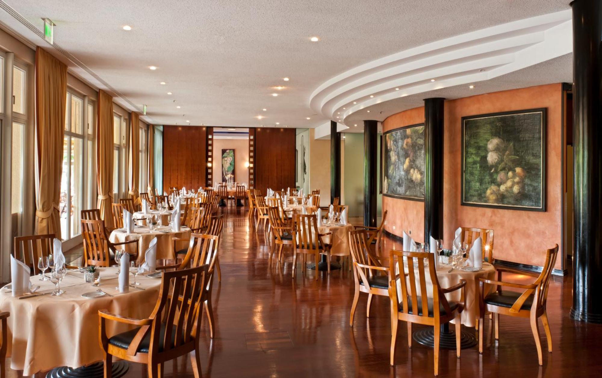 Hotel Radisson Blu Park & Conference Centre