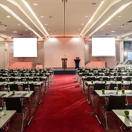 Radisson Blu Park Hotel & Conference Centre 